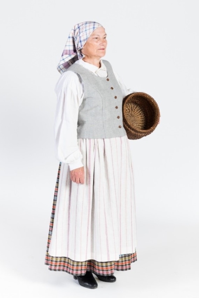 Tūjas sievas/meitas vasaras/darba tērps